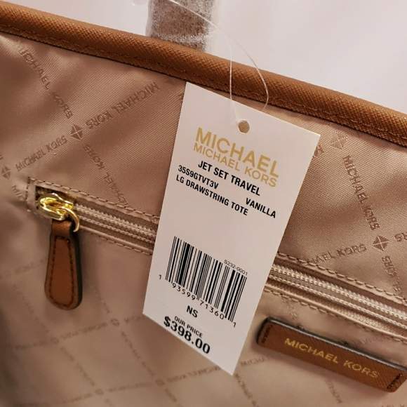 SOLD Michael Kors Signature Drawstring Tote - Picture 5 of 16